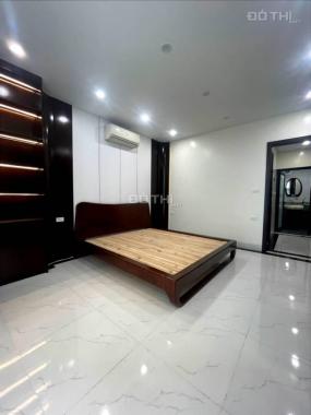 CHỦ CẦN TIỀN BÁN GẤP NHÀ MẶT PHỐ NGUYỄN KHANG 60M 6 TẦNG THANG MÁY 17,5 TỶ.