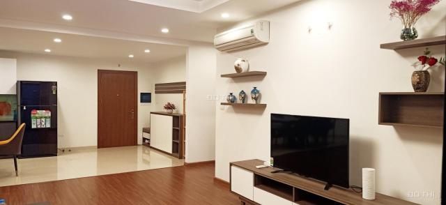 Cho thuê căn hộ chung cư Goldmark City: Căn hộ 156m2 tòa Ruby, 4PN, đầy đủ đồ