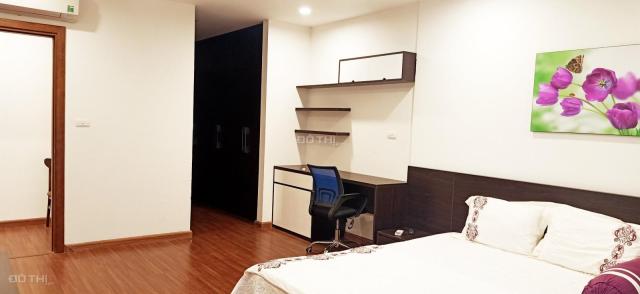 Cho thuê căn hộ chung cư Goldmark City: Căn hộ 156m2 tòa Ruby, 4PN, đầy đủ đồ