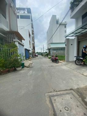 Cần bán lô đất 3 Mặt tiền 111,3m2, An Phú Quận 2, giá 144tr/m2, sổ chính chủ, khu an ninh.