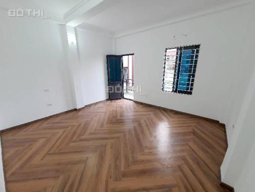 Bán nhà phố Kim Đồng, ô tô cách 50m, đẹp, 35m2 x 4 tầng. Giá 3,2 tỷ
