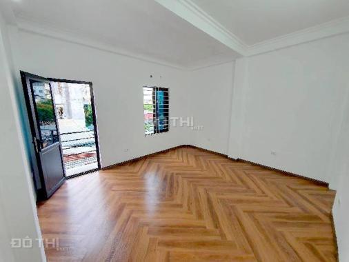 Bán nhà phố Kim Đồng, ô tô cách 50m, đẹp, 35m2 x 4 tầng. Giá 3,2 tỷ