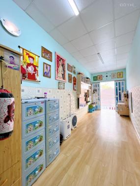 Bán Nhà Bến Vân Đồn, Hẻm xe Tải, 48m2, 5PN, Kinh Doanh, Giá rẻ