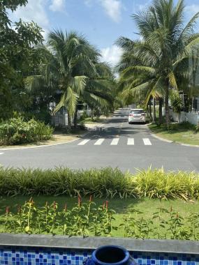 Chủ nhà Cần bán căn góc biệt thự Bella Villa, Đức Hoà, Long An 168,9m2.