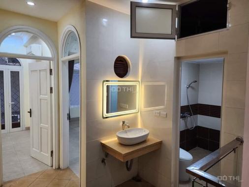 NHÀ ĐẸP 5 TẦNG MẶT TIỀN SIÊU ĐẸP SÁT MẶT PHỐ TRẦN PHÚ