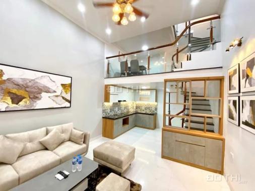 Nhà mới đẹp 30m2 ngõ phố lạc long quân cần bán