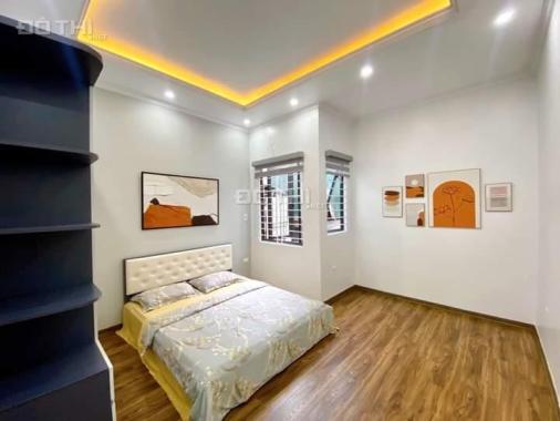 Nhà mới đẹp 30m2 ngõ phố lạc long quân cần bán