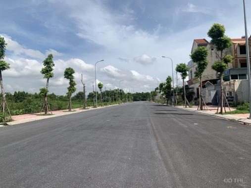 Bán gấp 526m đường 17m thông sang đấu giá Cự Khối, phân lô tách thửa tốt
