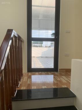Bán nhà đẹp rẻ tại phường Cự Khối, quận Long Biên, Hà Nội xây dựng 4 tầng