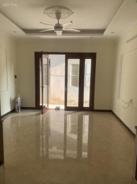 Bán nhà đẹp rẻ tại phường Cự Khối, quận Long Biên, Hà Nội xây dựng 4 tầng