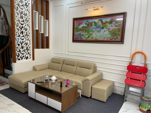 Thu hồi vốn , Bán nhà Bạch Mai , 60m2, chỉ 5tỷ1 , ngõ nông , gần chợ Mơ