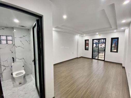 Bán Nhà Hoàng Văn Thái- Quận Thanh Xuân, 1 bước Oto, Ở Ngay. 43m x4 Tầng.MT4m. 5 tỷ