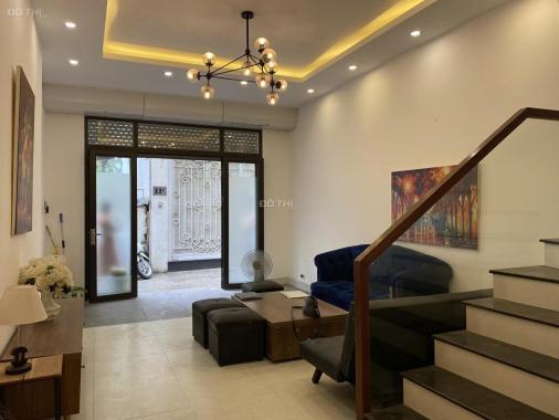 Bán nhà riêng, Đường AN DƯƠNG VƯƠNG - TÂY HỒ, dt 52 m2,,5 tầng,,Nội thất Châu Âu, Ôtô đỗ
