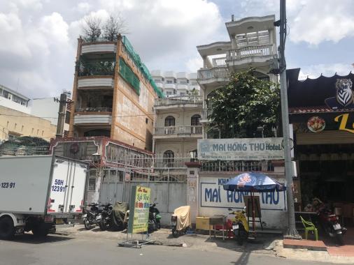 BIỆT THỰ NGAY VÒNG XOAY 3/2 vs CMT8, DTSD: 1,300 M2, 4 TẦNG, 25 PN, SÂN RỘNG, 250TR/T