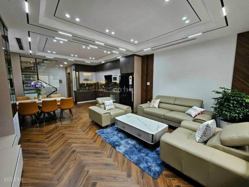 Bán nhà phố Nguyễn Văn Cừ gấp, xây nhiều tâm huyết gần 100m, 6 tầng, giá hơn 10 tỷ