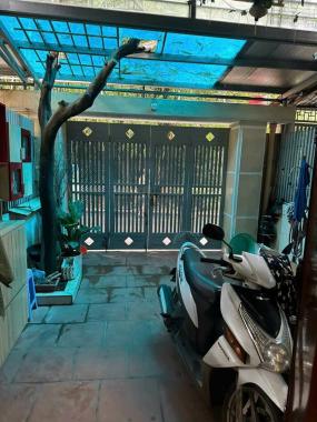 Bán nhà tại Hồ Tây - Đặng Thai Mai DT 220m2 - MT 9m