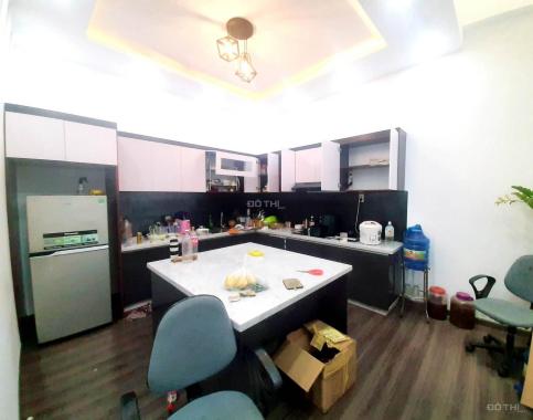 Nhà rộng hẻm xe hơi hơn 5m. Gần Giang Ghẹ Trường Chinh, 4.8 tỷ