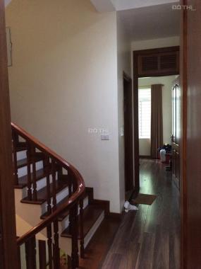 Nhà đẹp ở ngay - TT Cầu Giấy - Ngõ Thông Thoáng - Nội thất Xịn Sò - giá 6.65 Tỉ