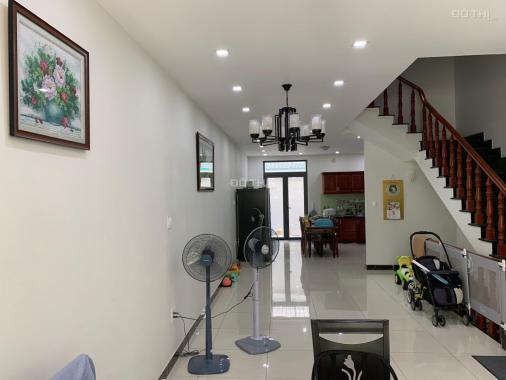 Cho thuê tầng trệt + tầng 1 nhà phố tại khu đô thị Vạn Phúc