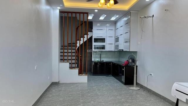 Bán nhà Kiến Hưng Hà đông 36m mặt ngõ 4 tầng 2 thoáng 3 tỉ 1 tí