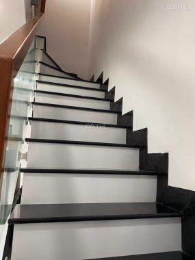Chủ ngộp cần bán gấp nhà hẻm Trần Thị Điệu, đường 7m, 48m2, sổ hồng riêng, 3.95tỷ