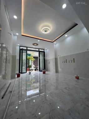 Nhà mới xây 3 tầng, ô tô đỗ cửa đường Nguyễn Sơn ND, 4.5 tỷ