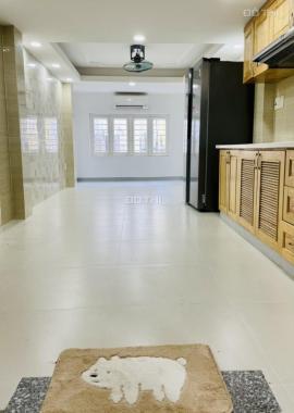 Bán Nhà Đẹp, Nguyễn Đình Chiểu Quận 3, 40m2, 5 Tầng, Kinh Doanh, Cho thuê
