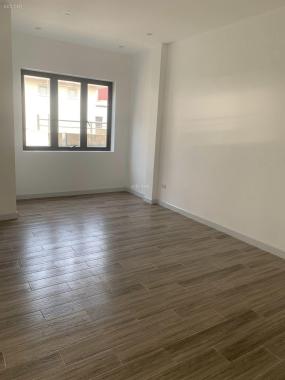 Bán nhà đẹp ngõ Lệnh Cư, giá chỉ 4.5 tỷ, 38m2x6T, mới đẹp ở luôn