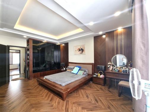 Phân Lô Lô Góc Phùng Hưng Hà Đông Ô Tô đỗ 42m2, 5T MT 6m Nhà đẹp Gần Mặt Phố 5.9 Tỷ