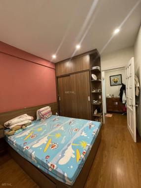 Cần bán gấp căn chung cư 299 Cầu Giấy 50m2, 2PN, nhỉnh 2 tỷ
