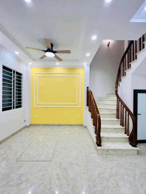 NHÀ ĐẸP ĐỨC GIANG 30m2 x 5 TẦNG 4 Phòng Ngủ - SÂN THƯỢNG SIÊU THOÁNG