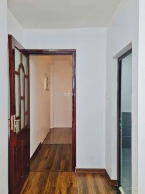 Bán nhà Hoàng Hoa Thám, Bưởi, Tây Hồ 30m2 xây 5 tầng, ngõ rộng, gần phố giá 3.85 tỷ