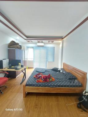 Cần bán Nhà Phố Phương Mai - Quận Đống Đa. ở ngay, tặng nội thất, 40m x4 tầng. 4,x tỷ