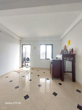 Cần bán Nhà Phố Phương Mai - Quận Đống Đa. ở ngay, tặng nội thất, 40m x4 tầng. 4,x tỷ