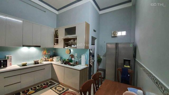 Bán nhà đẹp giá rẻ kề Vinhomes quận 9