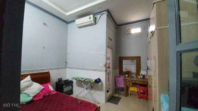 Bán nhà đẹp giá rẻ kề Vinhomes quận 9
