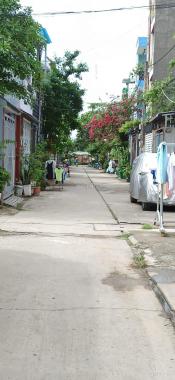 Bán nhà đẹp giá rẻ kề Vinhomes quận 9