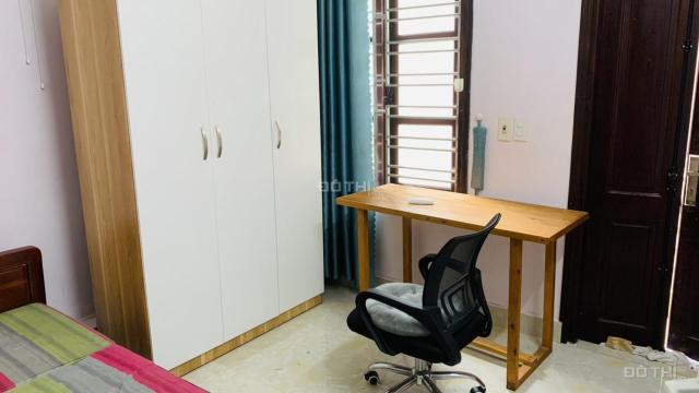 Bán nhà đường Lạc Long Quân, Tây Hồ 45m2 xây 5 tầng cực đẹp, gần phố giá 5.5 tỷ