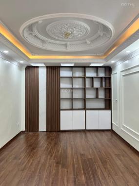 Bán nhà lô góc 5 tầng Vĩnh Quỳnh, Thanh Trì GARA Ô TÔ để vừa 2 xe cực đẹp.