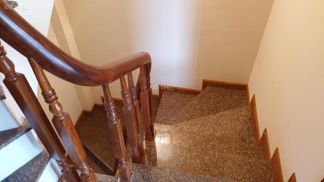 Cực rẻ, chốt ngay nhà 67m2 3 tầng gần Lăng Bác, phố Ngọc Hà, Ba Đình, giá cực tốt 4.95 tỷ