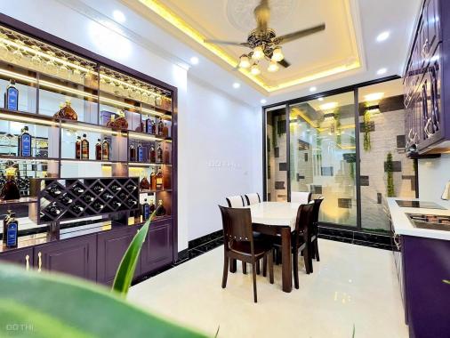 Bán nhà phố Thái Thịnh 45m 4 tầng gần phố tặng full nội thất