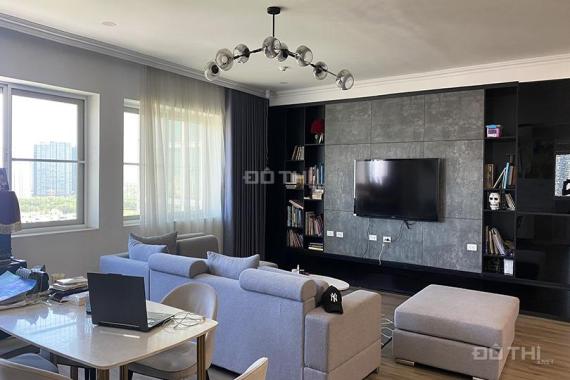Bán căn hộ tầng cao 142m2, phòng khách rộng