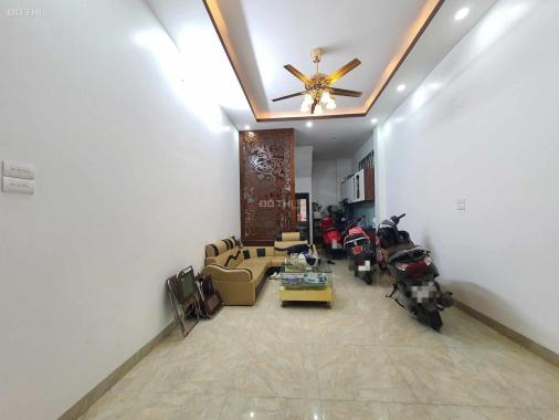 PHÁO ĐÀI LÁNG - NHÀ ĐẸP 30M2 X 5 TẦNG - VUÔNG ĐẸP - MT3.5M - NHỈNH 5 TỶ - Ở SƯỚNG