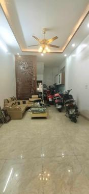 PHÁO ĐÀI LÁNG - NHÀ ĐẸP 30M2 X 5 TẦNG - VUÔNG ĐẸP - MT3.5M - NHỈNH 5 TỶ - Ở SƯỚNG