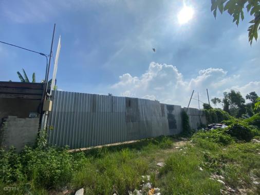 Cần bán lô đất lớn 2000m2 thổ cư, giá 23,8tr/m2 Hiệp Bình Phước, Thủ Đức. Lh: 0931834579