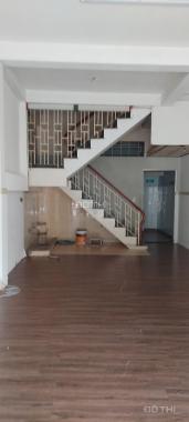 Bán gấp nhà trệt lầu phường Phú cường Thủ dầu một gần chợ dt 4,1x15 thổ cư 100% giá 7ty5