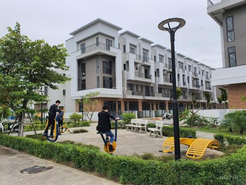 Bán gấp nhà 4 tầng kinh doanh thuận tiện