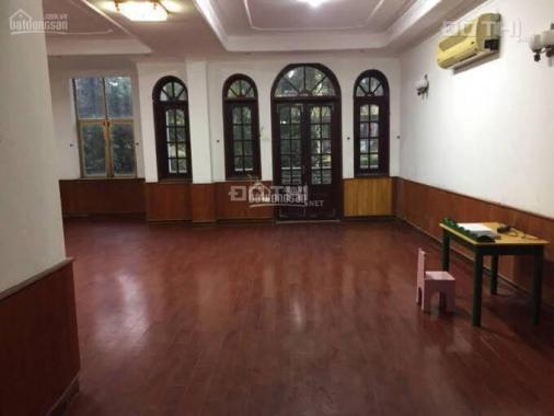 Cho thuê sàn văn phòng rộng 170m2 tại Linh Lang Ba Đình