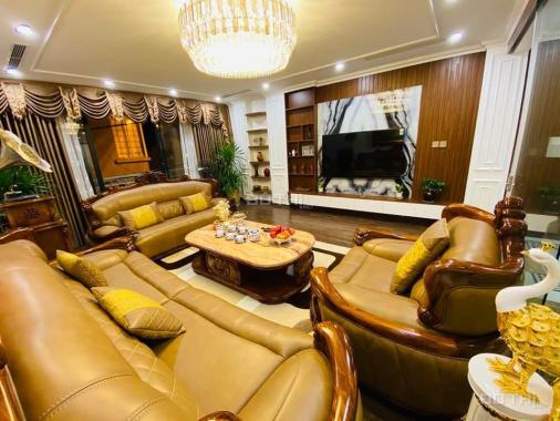 Bán nhà Kim Đồng tặng nội thất tiền tỉ 76m2 x 8 tầng thang máy chỉ 13.5 tỷ