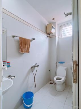 Nhà phố Hoa Bằng, quận Cầu Giấy, gần 40m2 x 5 tầng, 3 phòng ngủ đẹp, nhỉnh 4 tỷ ở ngay!!!
